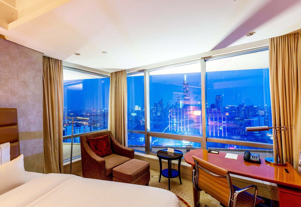 The Westin NanjingExecutive Lake-View Double Bed Room (Panoramic Nanjing City View)