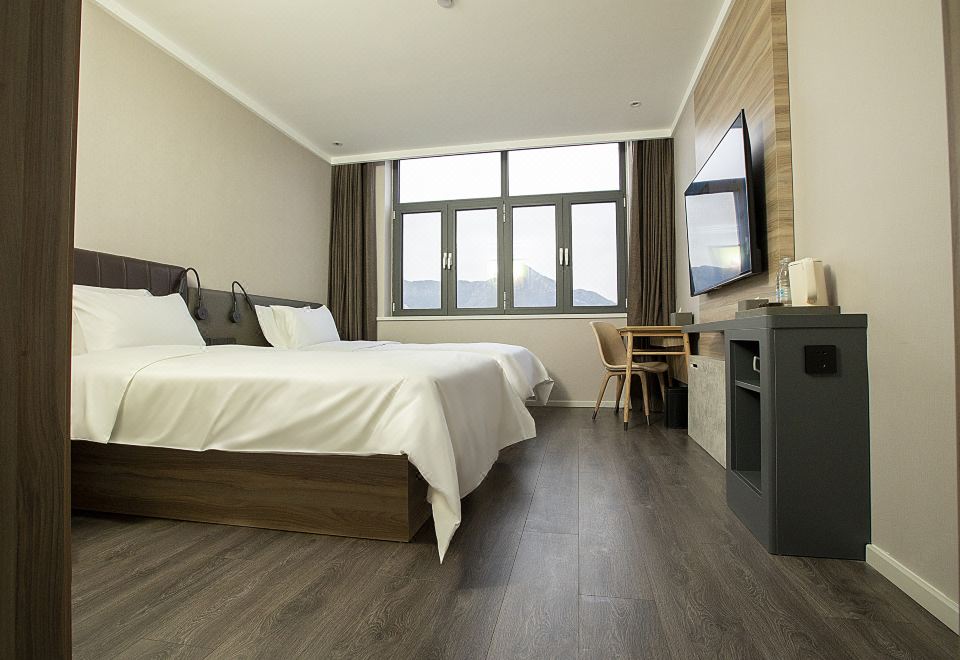 HanTing Hotel (Tangshan Qianxi)Guestroom (2 Beds)