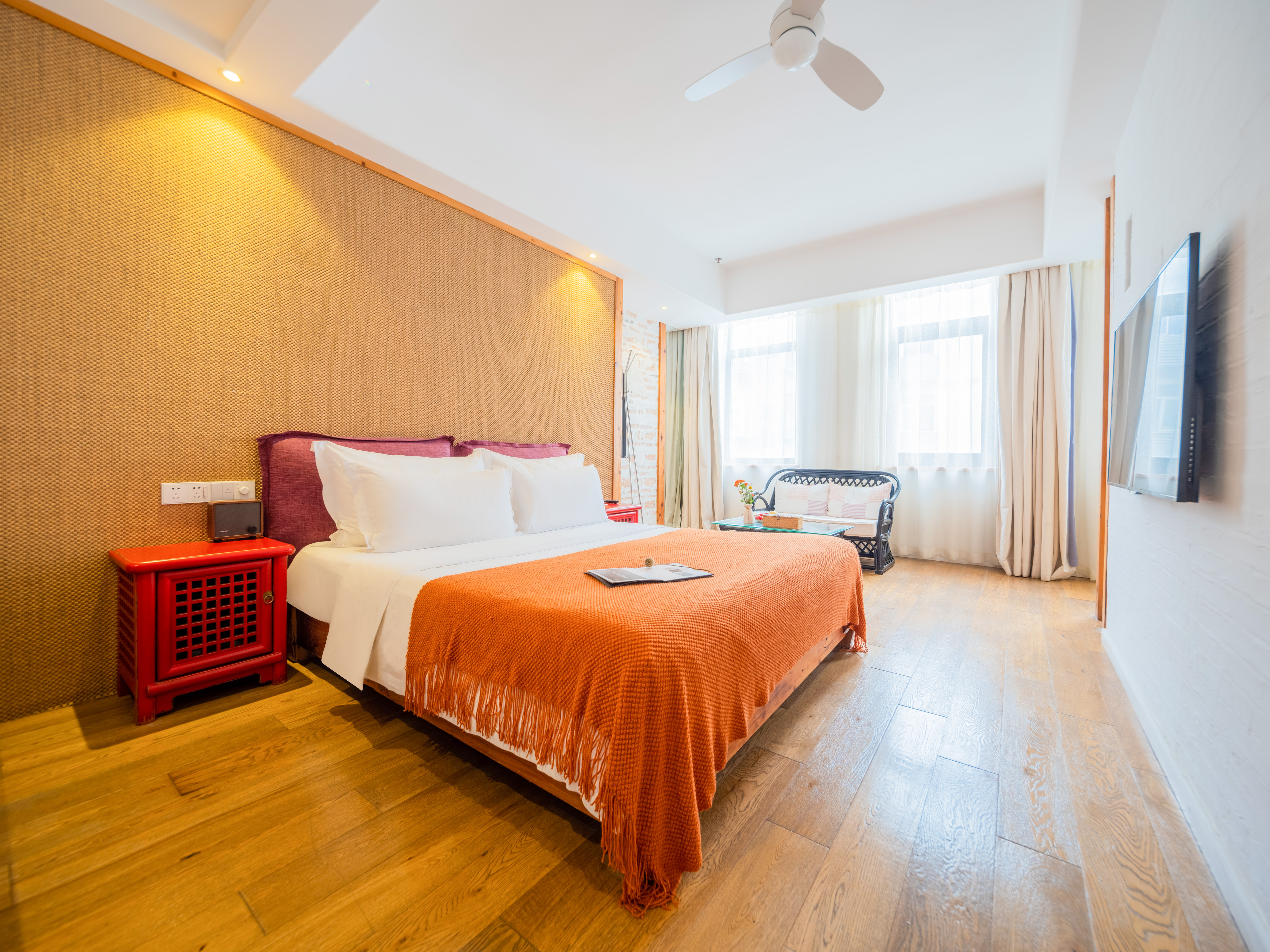 和光同尘?Relax度假大床房【乳胶床垫+休闲座椅】