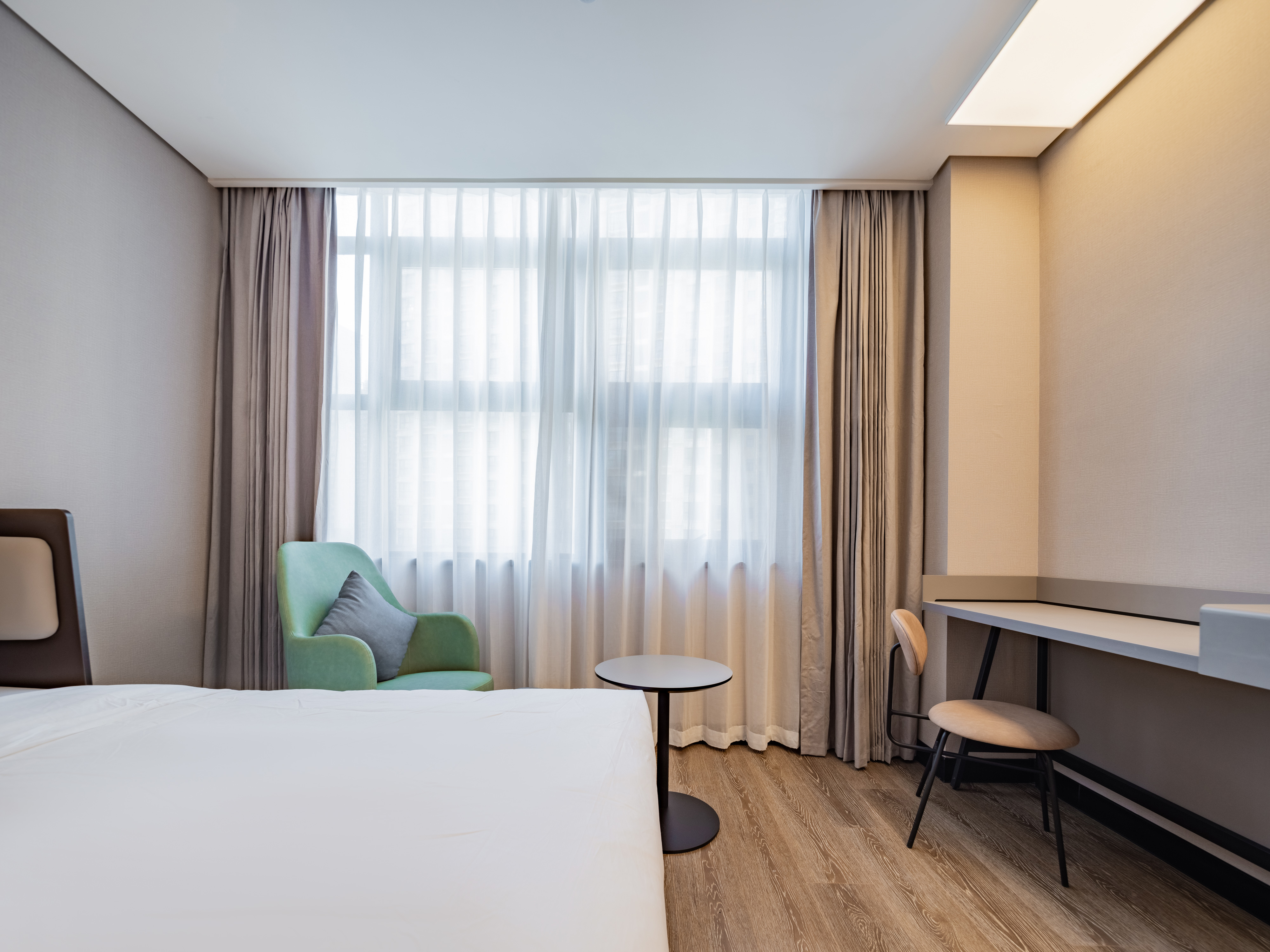 商务双床房【55寸投屏电视+语音客控+独立空调】