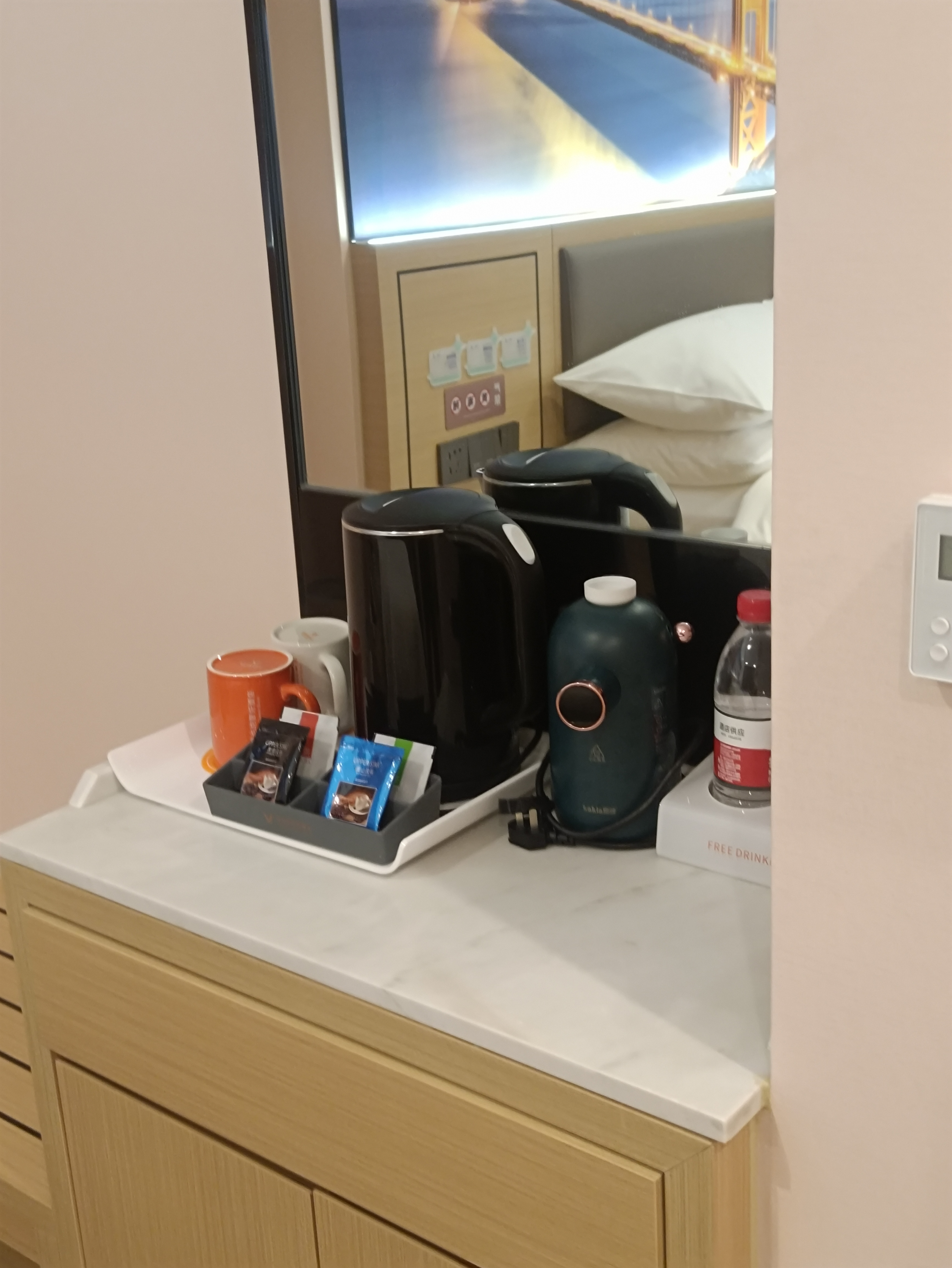 纯净大床房（电视投屏）