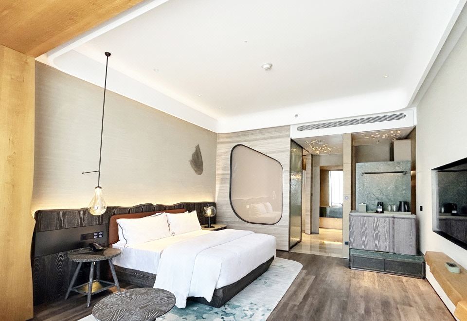 豪华城景大床房