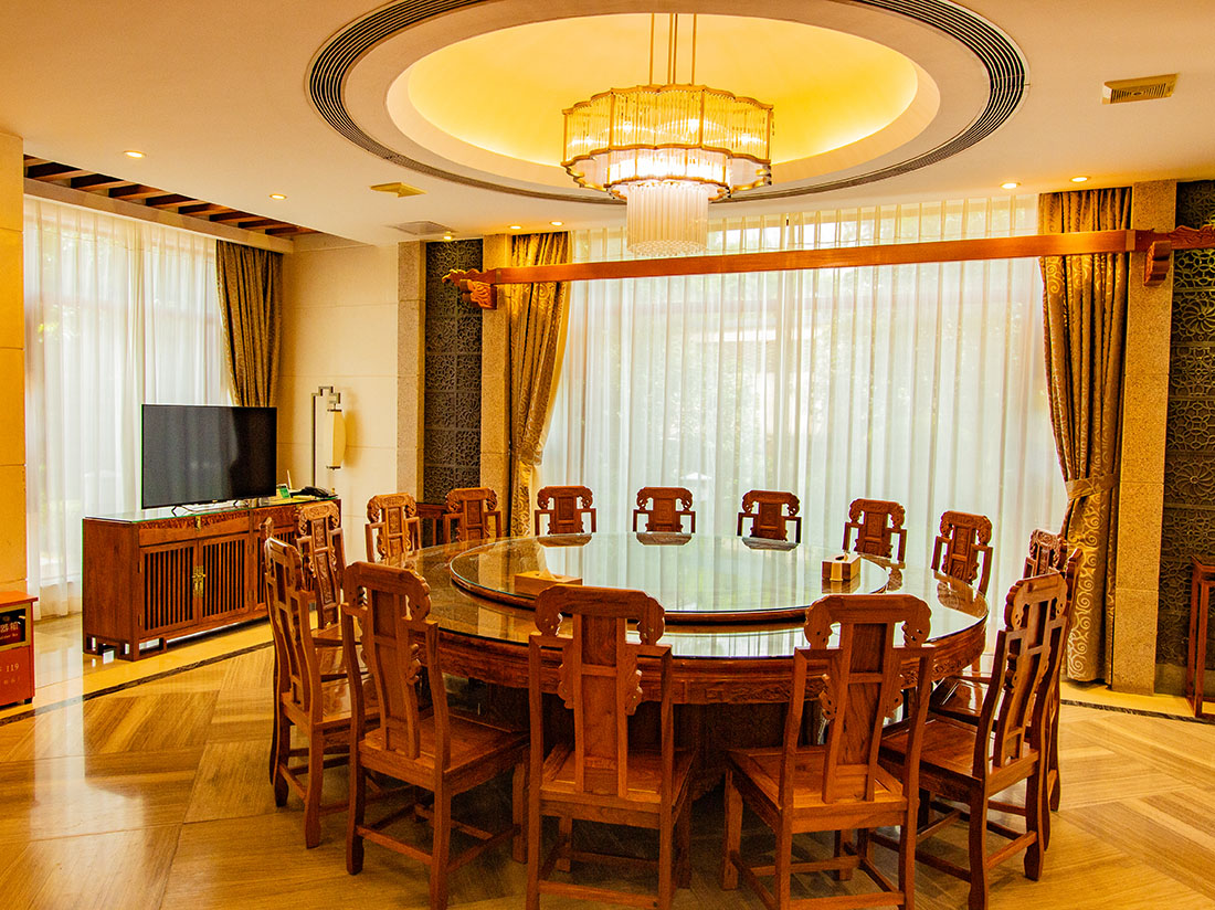 西溪森林十房KTV溫泉別墅