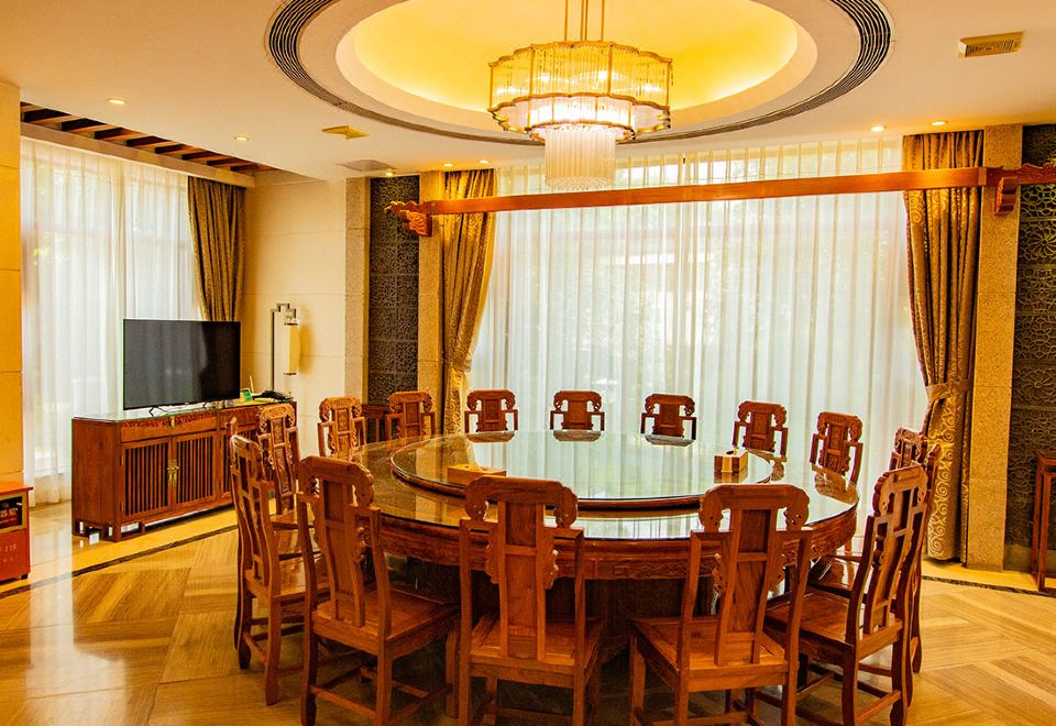 西溪森林十房KTV溫泉別墅