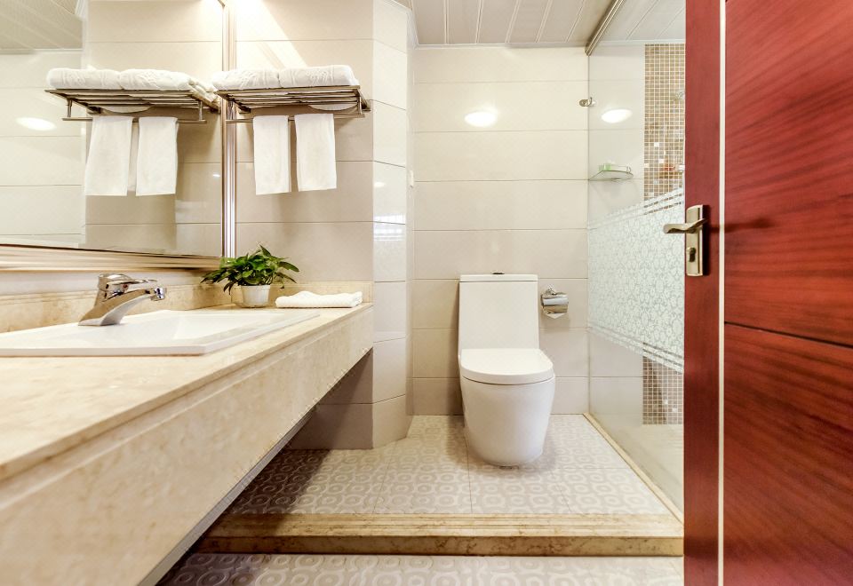 豪华双床房「零压床垫-高定床品-小冰箱-亲肤洗浴」