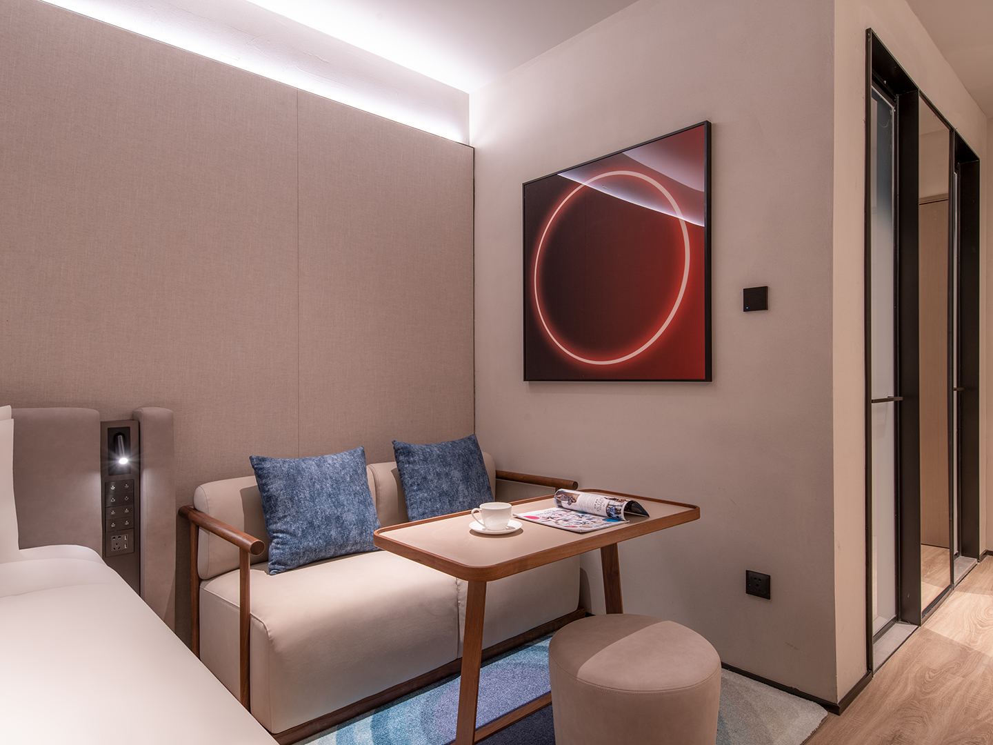 行政大床房（65寸投屏电视+智能客控+DIY手冲套装）