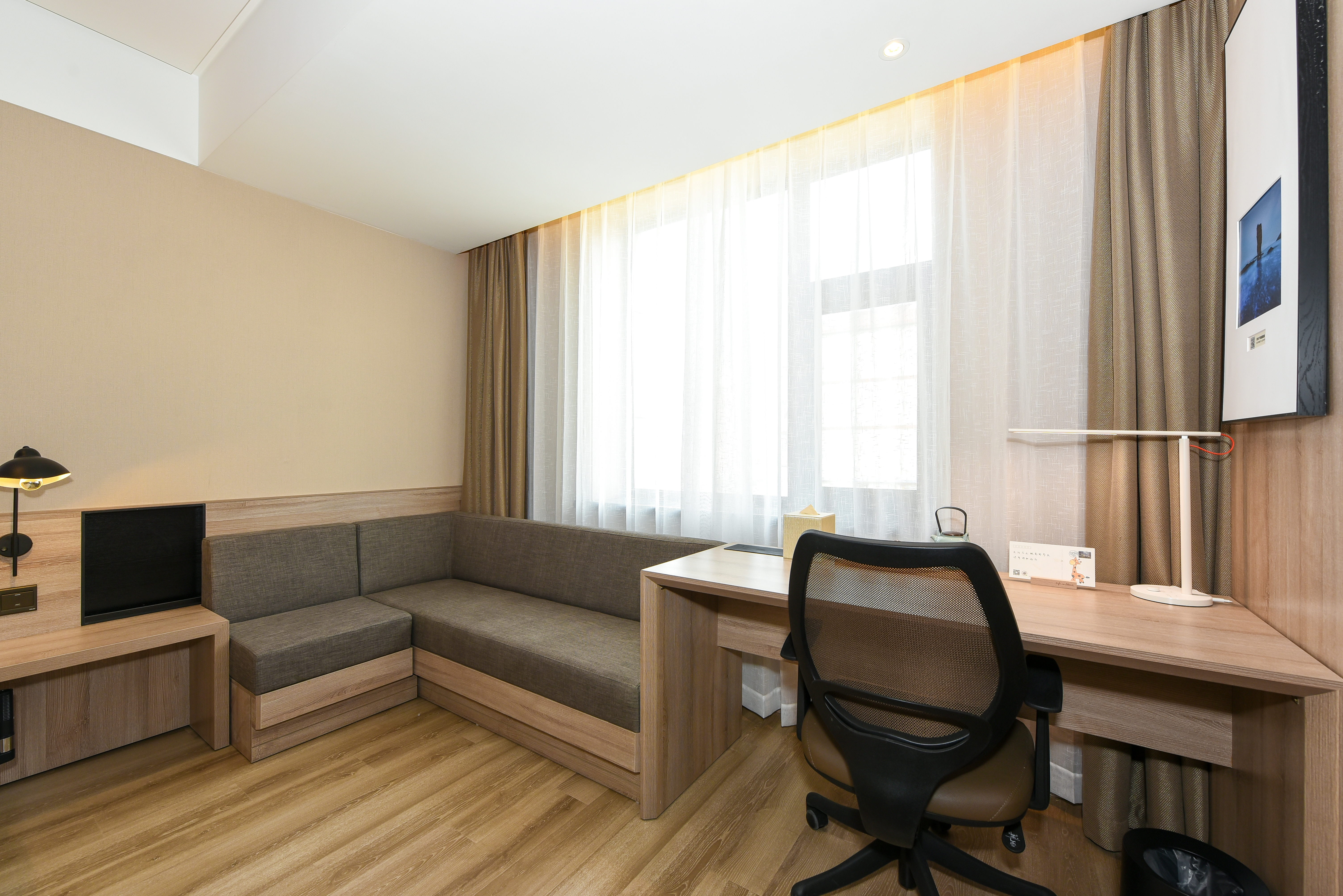 高级双床房（小冰箱+投屏）