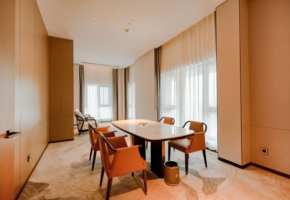 行政套房-270o觀漳澤湖旖旎風光