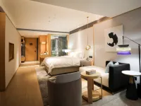 Golden Flower Jade Lake Plaza Hotel Hotels in Luopingxian