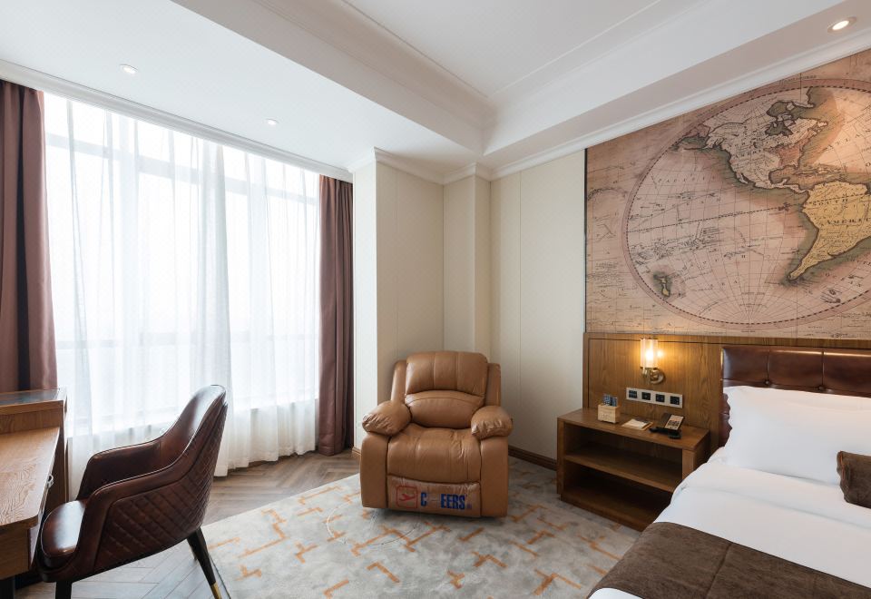 啡凡河景大床房（芝华士沙发+可投屏电视）