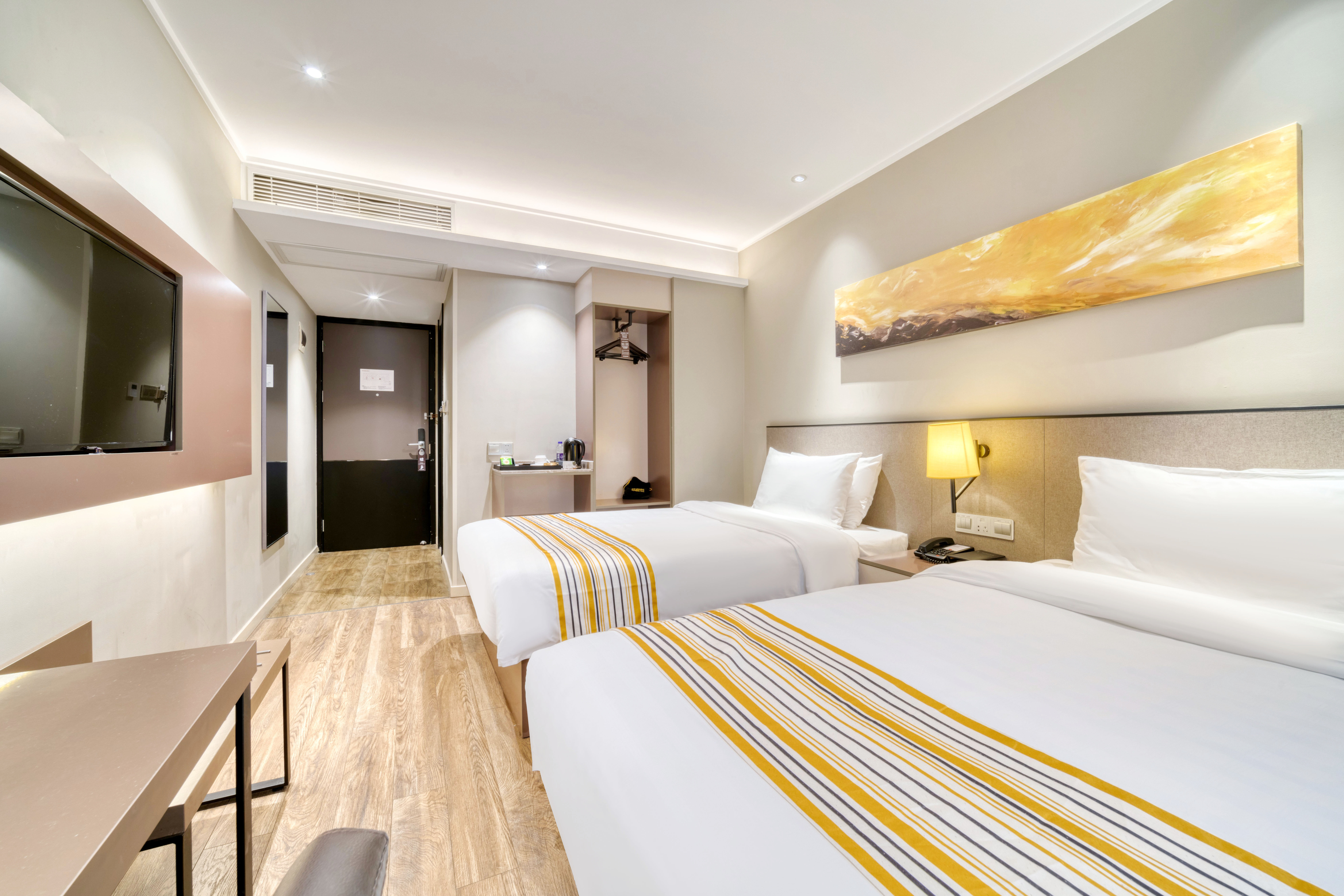 高级双床房（莱芬吹风机）