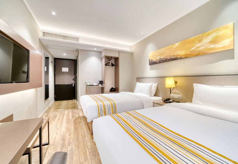 高级双床房（莱芬吹风机）