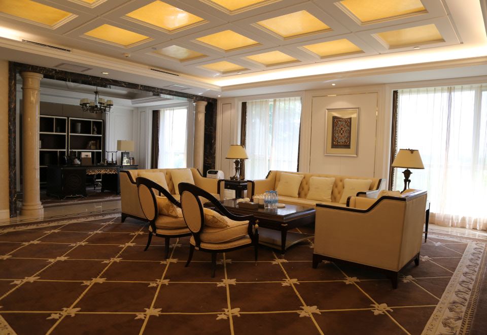 Dunhuang International HotelExecutive Suite (Building 1)