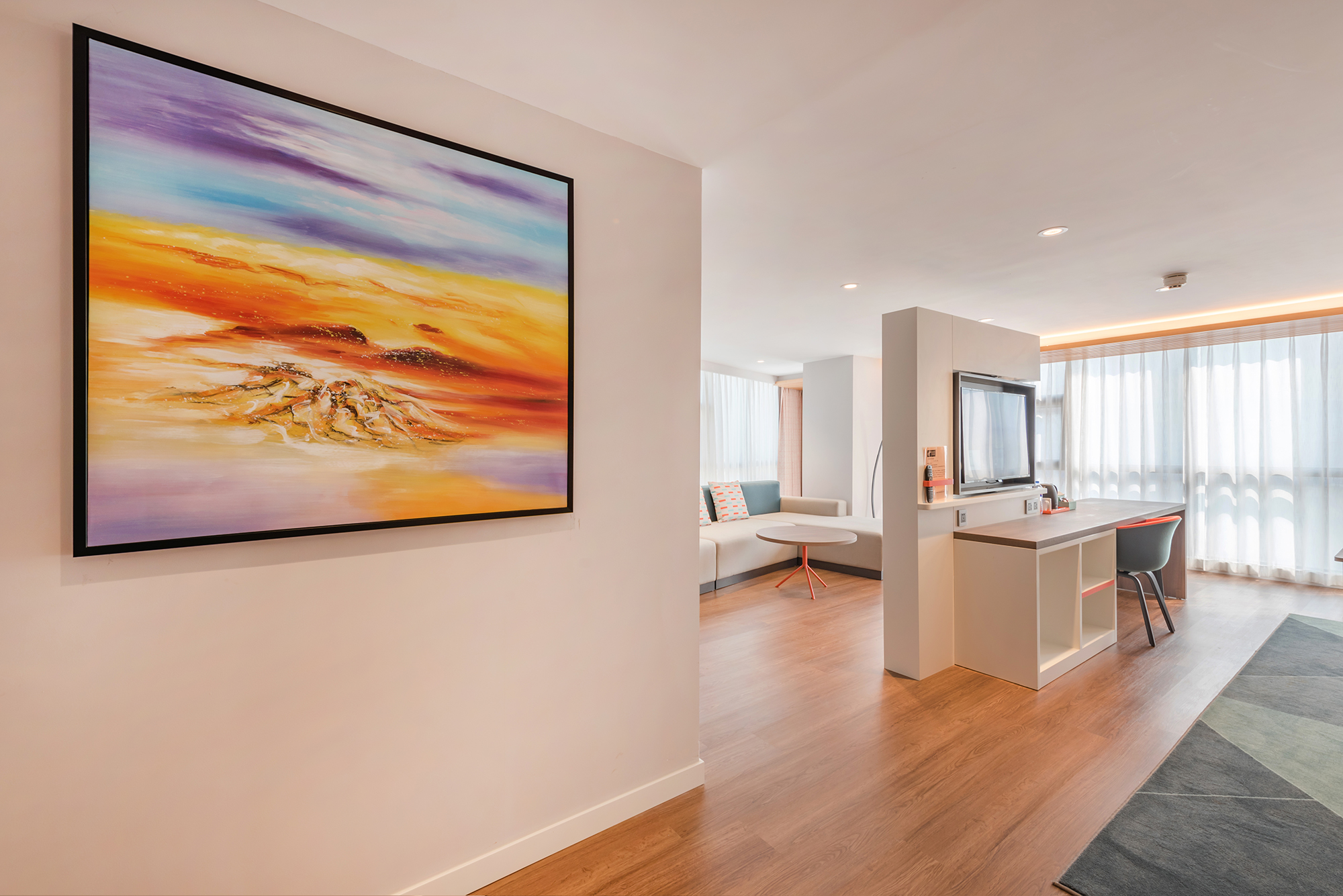 智選商務套房（旋轉電視+全景落地窗）