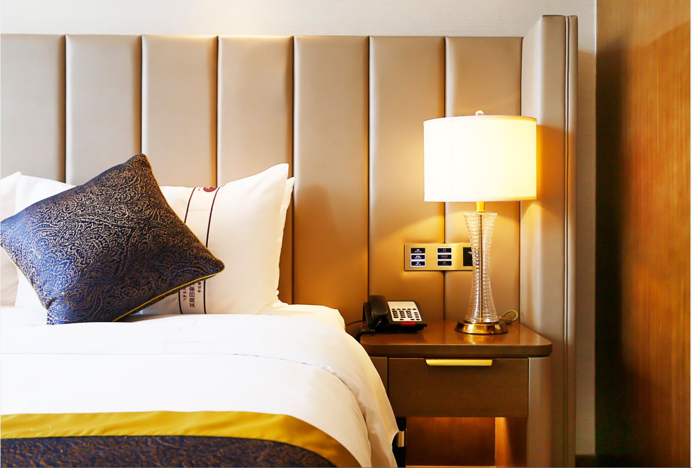 豪华城景双床房