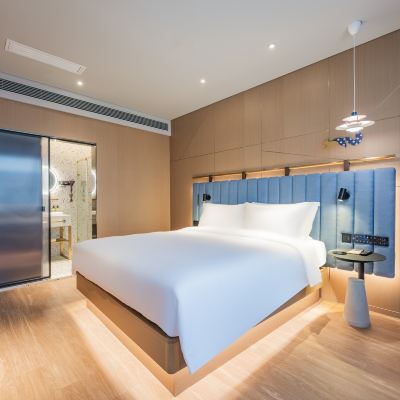 商務行政套房【會客廳+小冰箱+戴森吹風機】 吳先生的飯店（西安小寨科技路地鐵站店）優惠