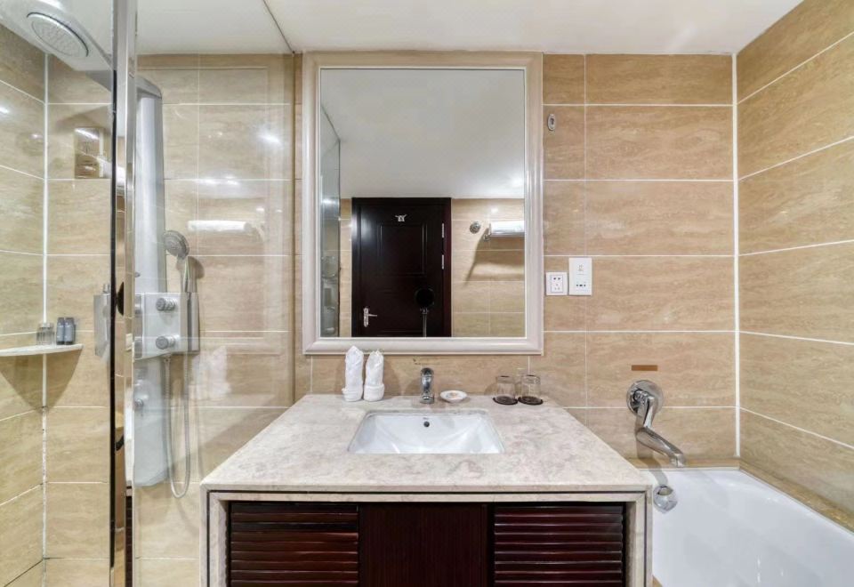 豪华浴缸大床房