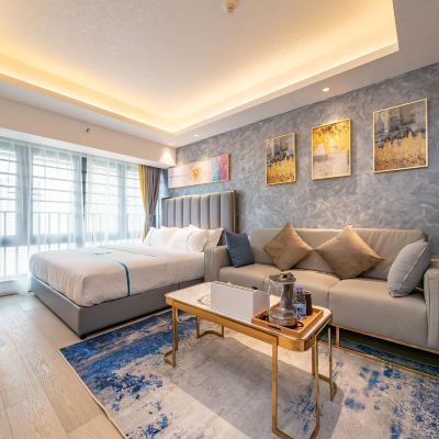 美景行政大床房（定製舒眠床品+洗衣機+冰箱＋烘乾） 鉑斯登行政公寓（深圳大學城塘朗地鐵站店）優惠