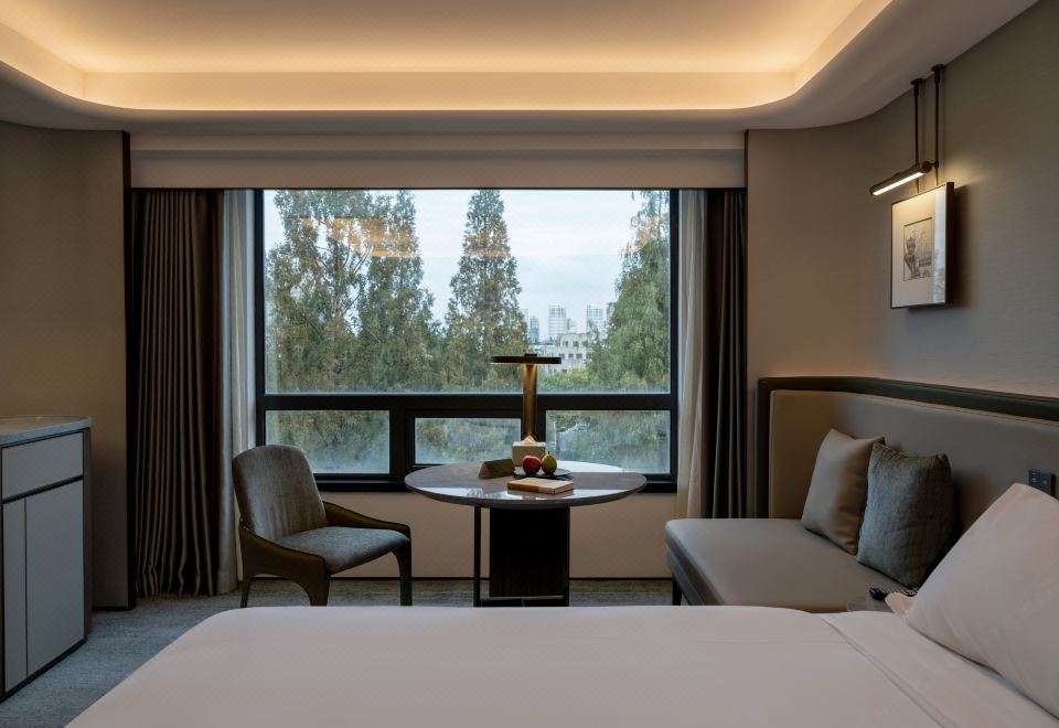 精致大床房-智控優居·府畔新篇