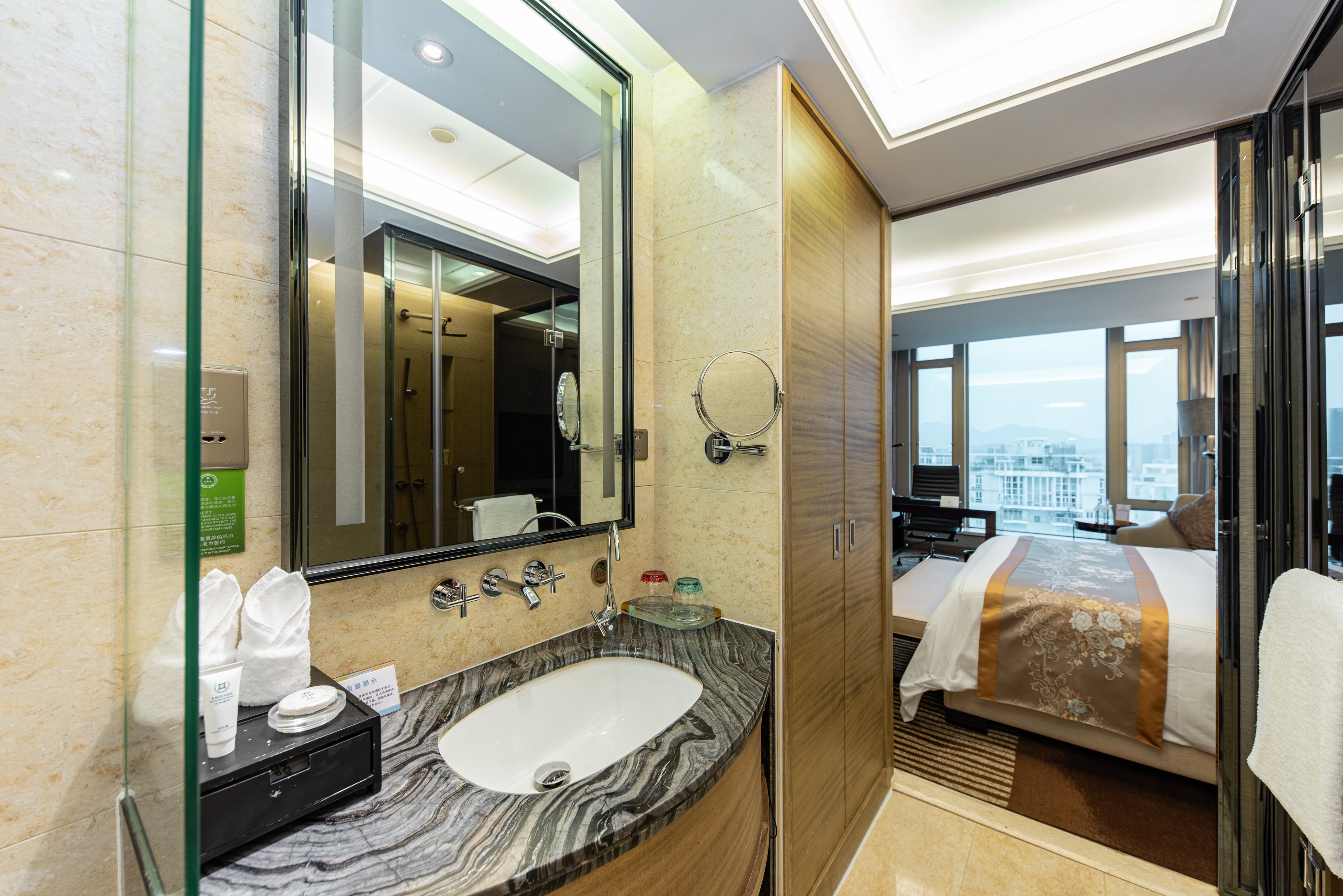 Shenzhen YANGBANGLANGYUE International HotelCity View Queen Room