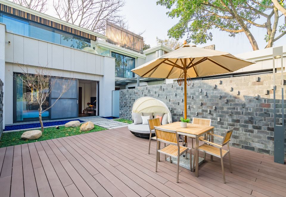 依水閣高級院景房