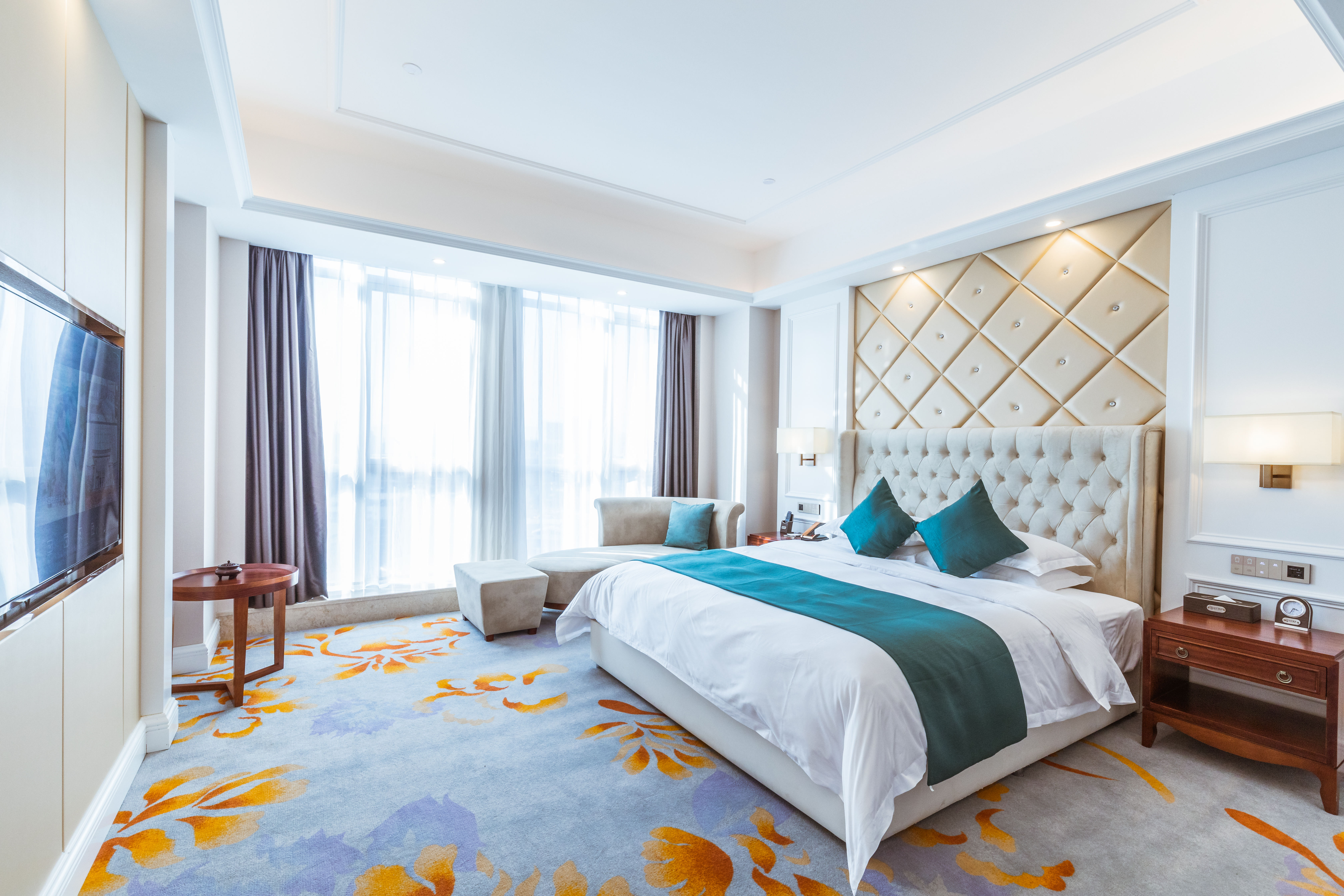 行政套房（小冰箱+智能马桶）