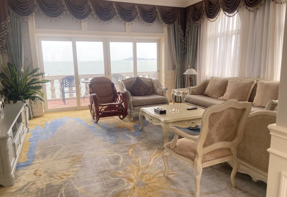 Asia Gulf HotelFrench-Style Presidential Villa