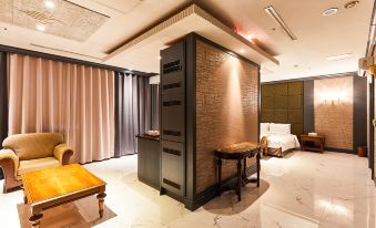 The Koryo Hotel - Housity