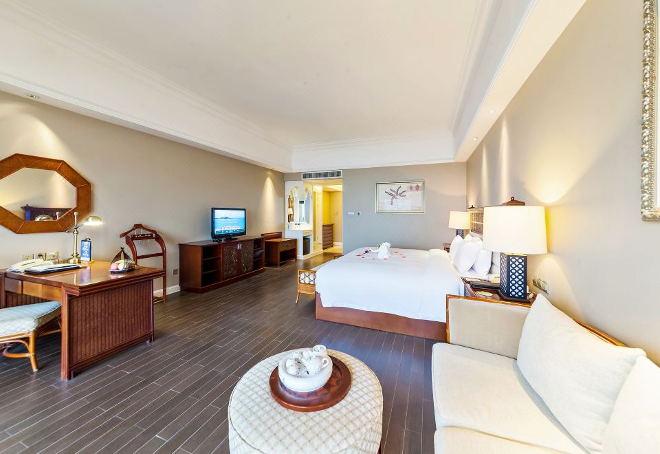 雅致海景自然大床房（独立观海阳台）