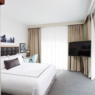Executive Corner King Room The Godfrey Hotel Boston Promo Code