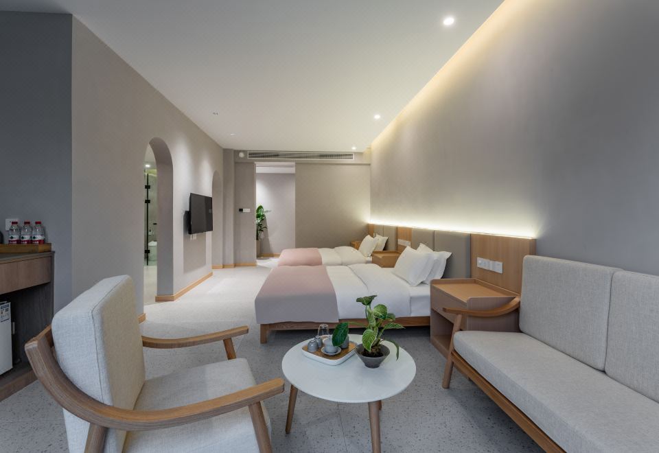 Yunli Light Luxury Twin Room