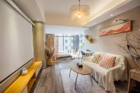 Haifei Hotel (Zhengzhou Erqi Square Dennis David City Branch) โรงแรมใน