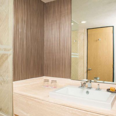 Deluxe King Room Galeria Plaza Reforma Promo Code