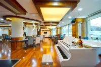 NEW PARK HOTEL