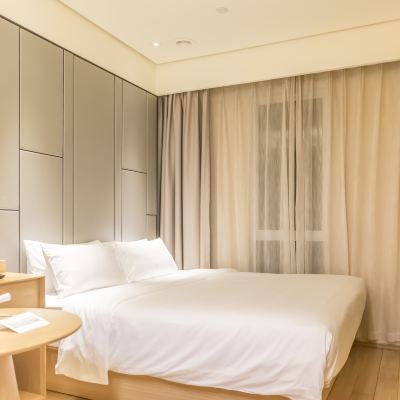 高級大床房 全季飯店（上海外灘城隍廟店）優惠