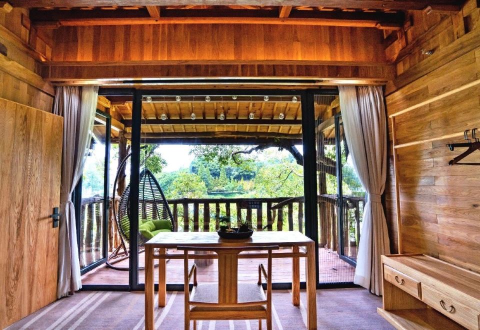 野宿树屋双床房