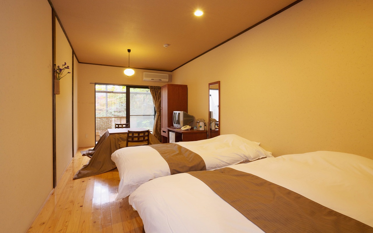 Sengokuhara Shinanoki Ichinoyu西式房（带露天风吕）