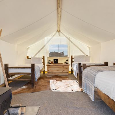 Safari with 3 Twin Beds Tent-Shared Bath