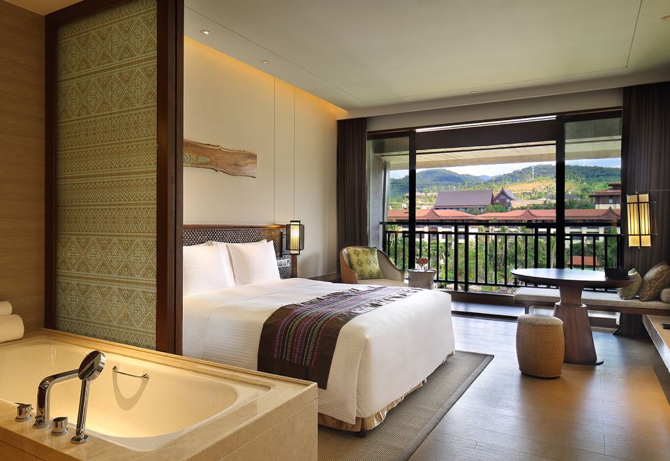 皇冠豪華大床房