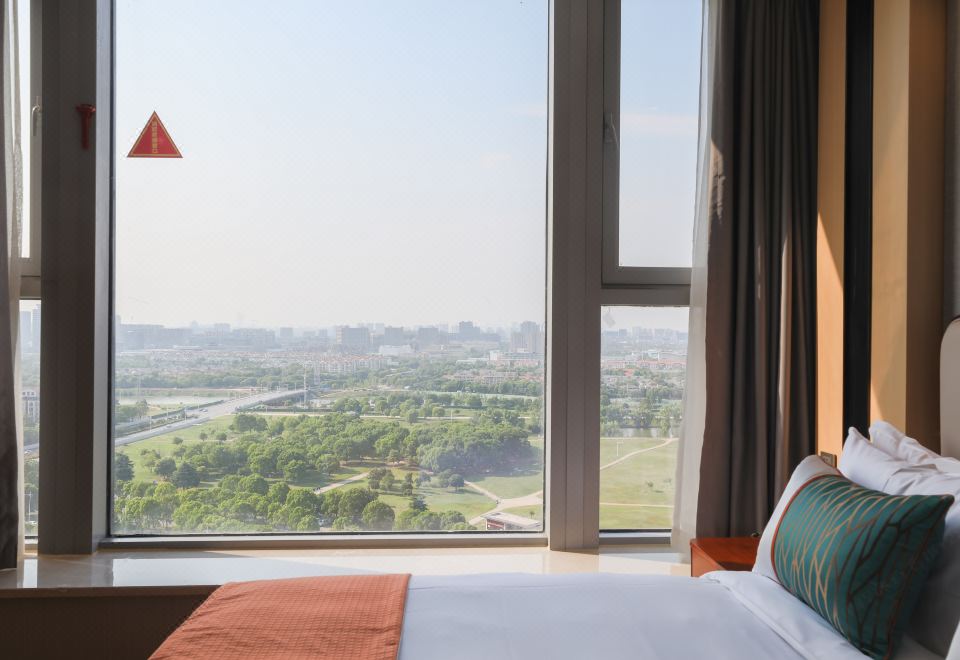 辰睿·智滙观景房|落地窗·冰箱洗衣机·金可儿床垫|