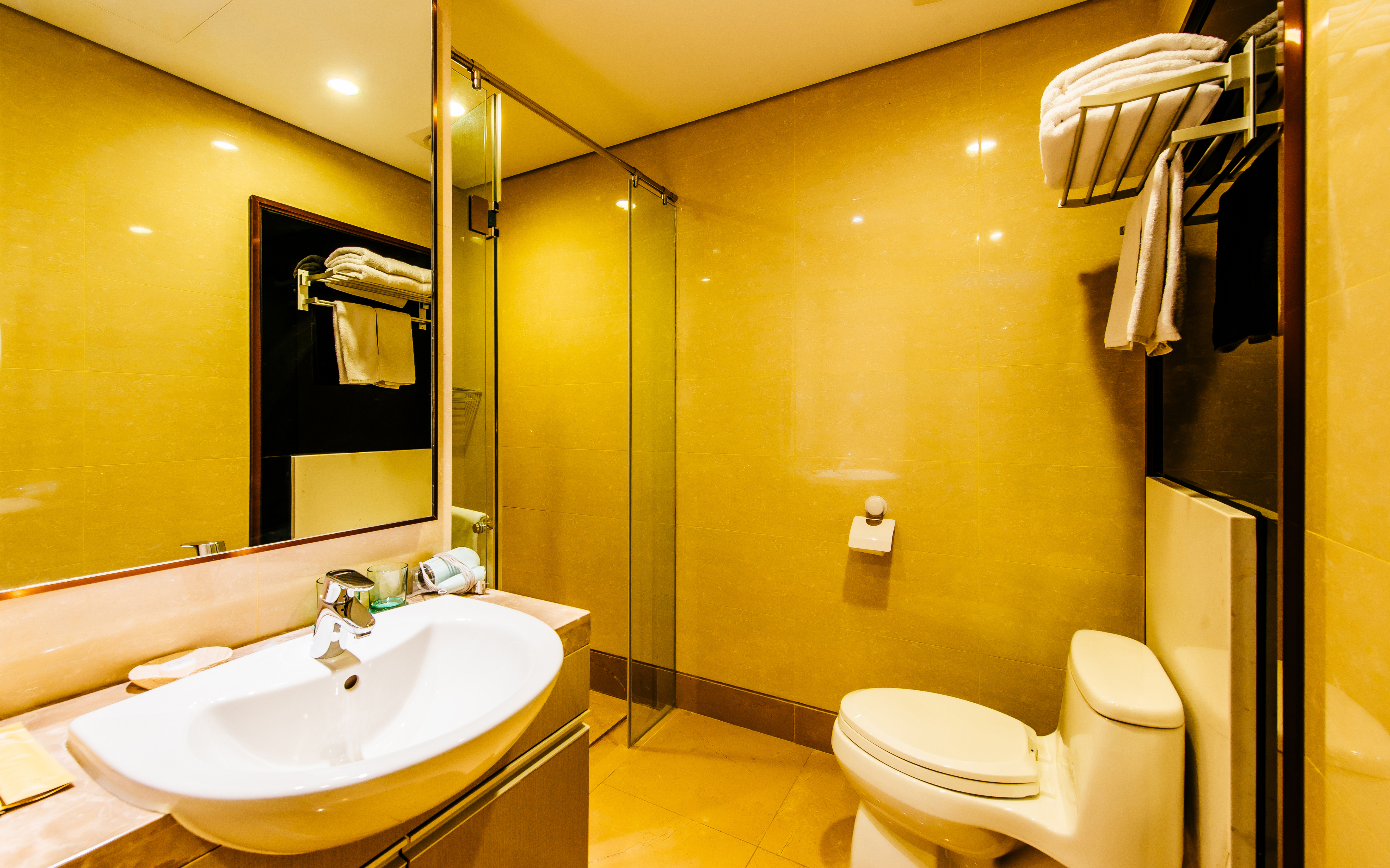 中联海景大床房