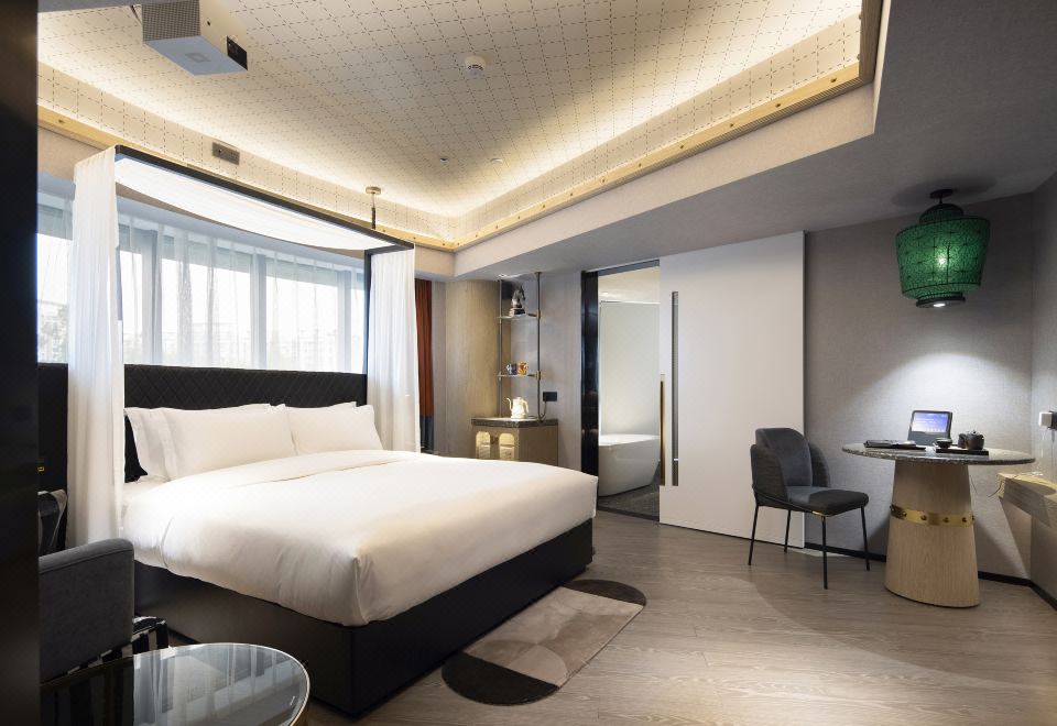 ARTHUR HOTEL CANTON TOWER GUANGZHOUArthur Executive Room With Kingbed