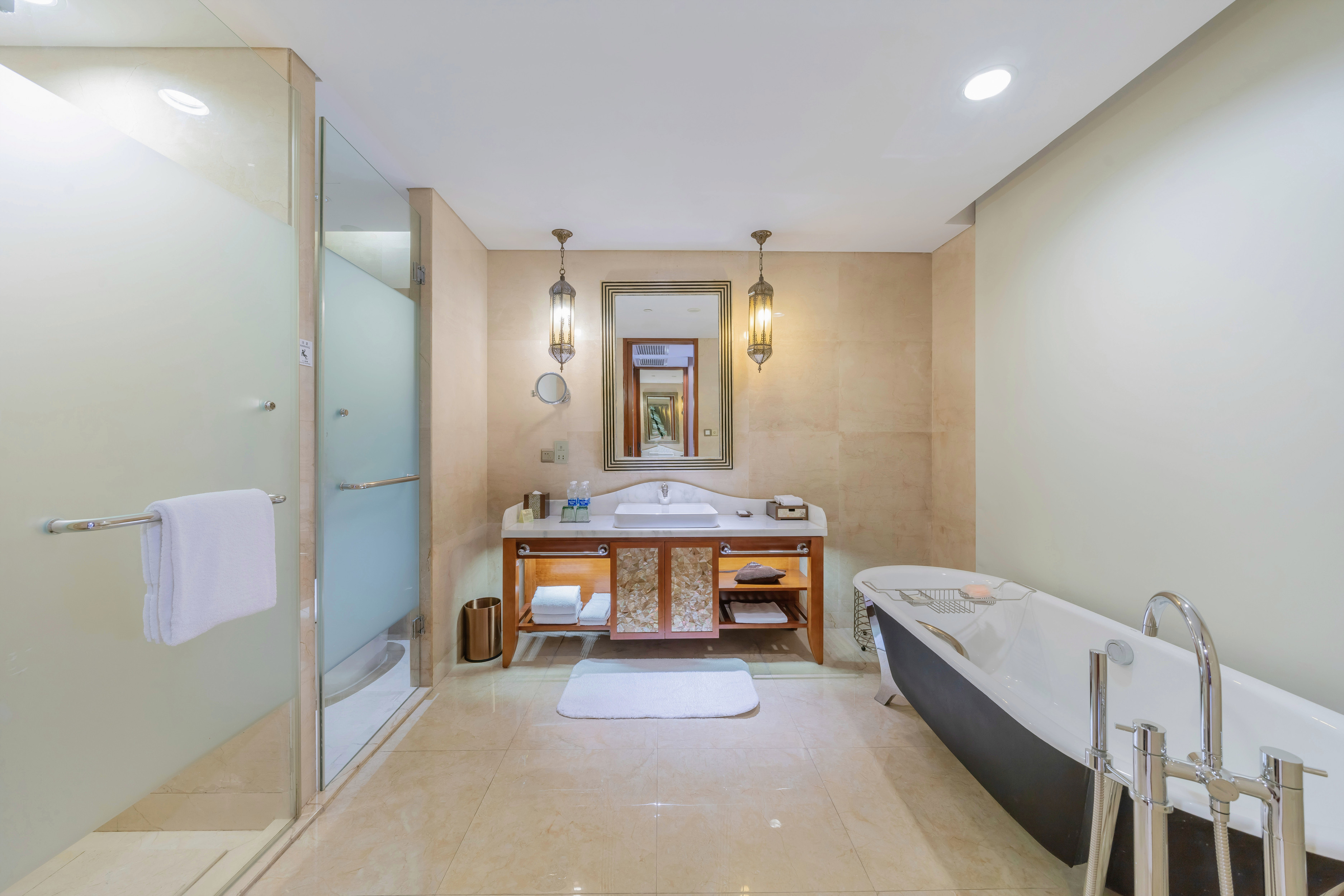 豪华套房 | 带浴缸