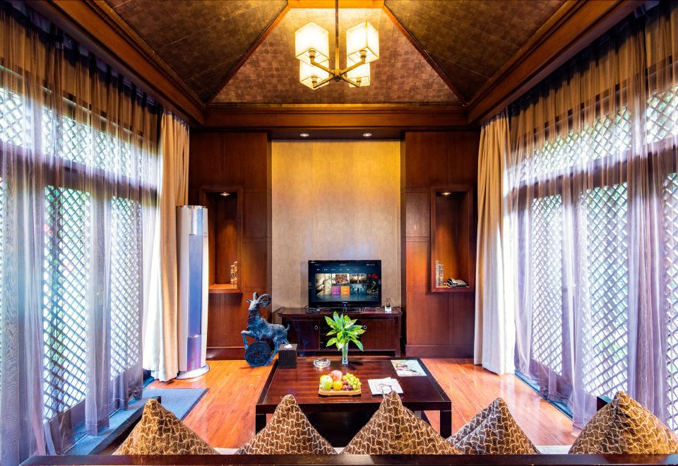 尘外·中铁小院私汤套一别墅