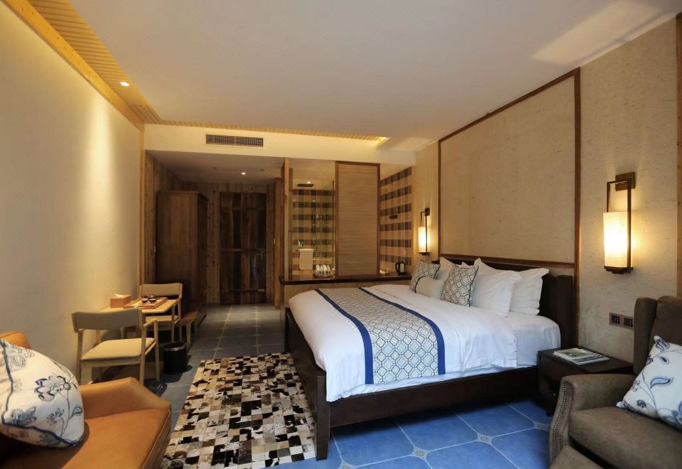 Chengdu Miaoxi Wild Luxury Resort HotelJiang'an River-View Double Bed Room