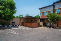 Towlab Hotel & Suites Ξενοδοχεία στην πόλη 