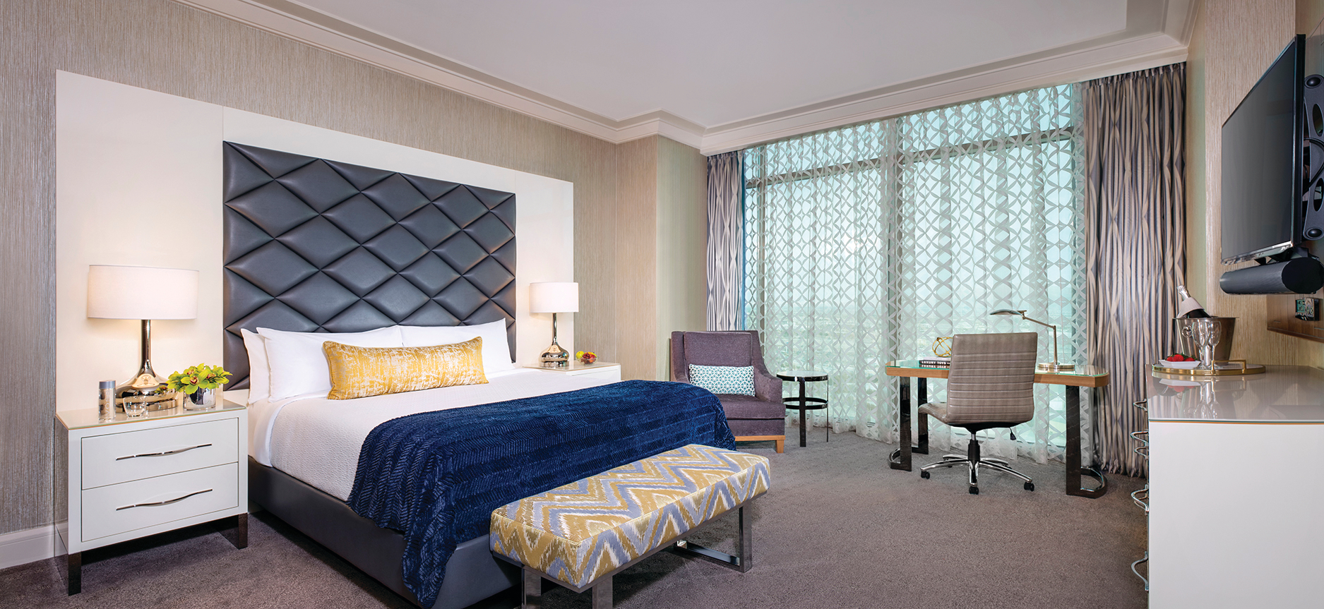Mandalay Bay Las Vegas - Resort King Room 