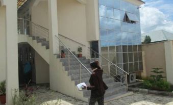 Qualer Apartment - Housity