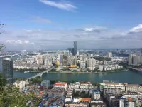 Vienna International Hotel (Liuzhou Wuxing Pedestrian Street)