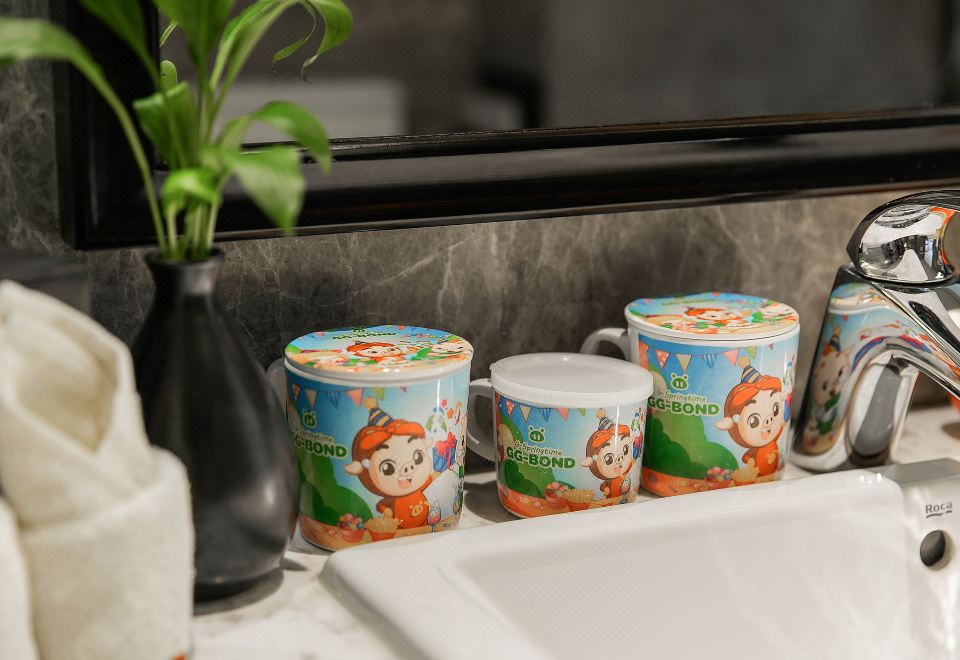 豪華豬豬俠親子雙床房（Wifi投屏+浴缸+mini小冰箱）